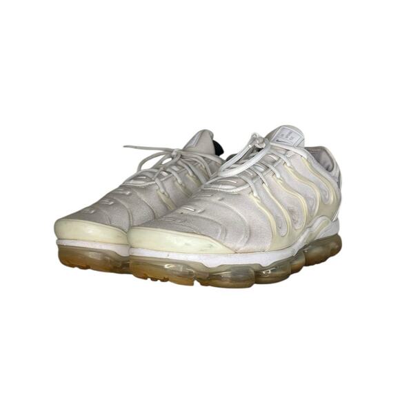 Mens Nike Air VaporMax Plus Triple White Running Shoes Size 12 - Picture 2 of 6